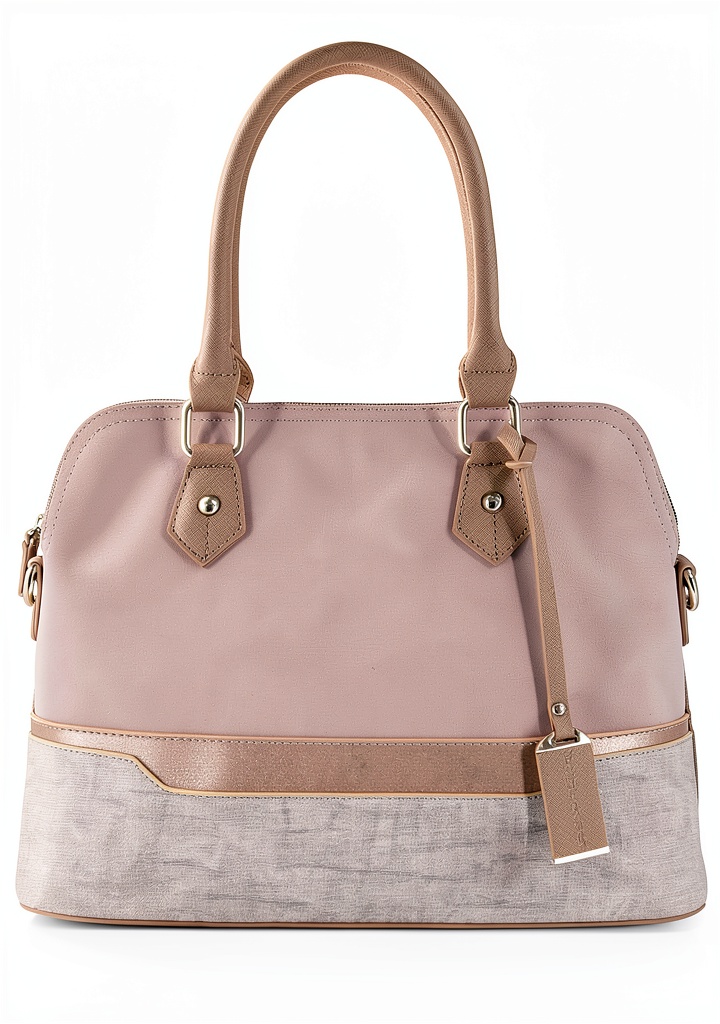 Borsa a mano David Jones in uso quotidiano con accessori