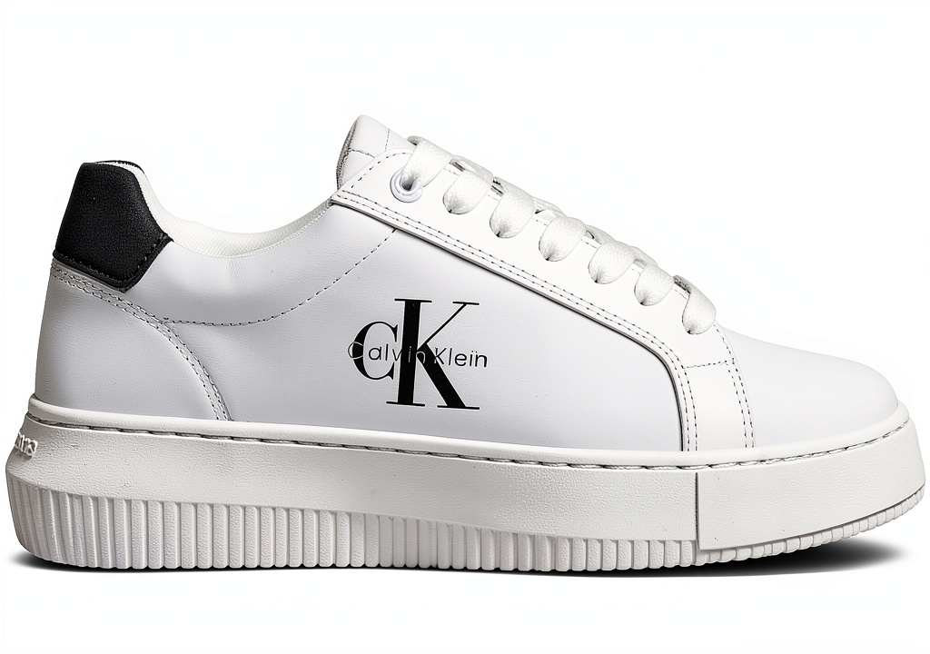 Calvin Klein Donna Sneakers in colore White Bright White Black su sfondo neutro